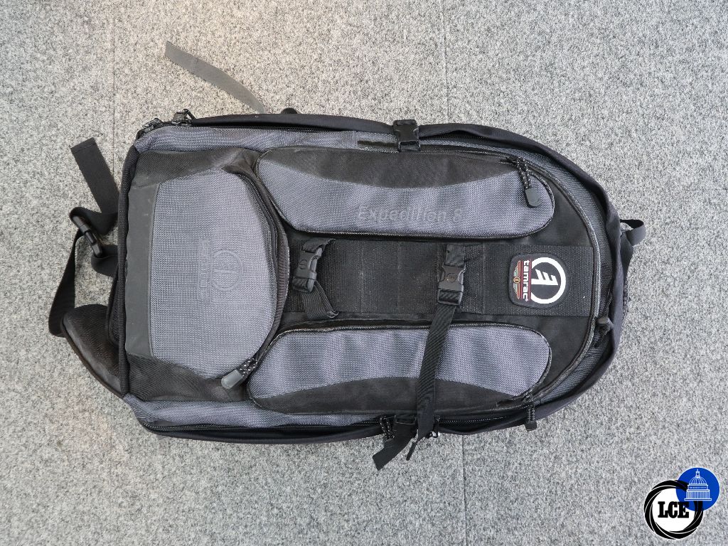 Tamrac Expedition 8
