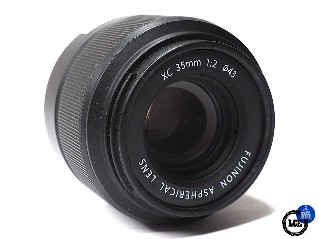 FujiFilm XC 35mm F2