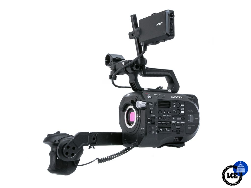 Sony FS7 II Body **<900 Hours Shot** Sony FS7 II Body **<900 Hours Shot**
