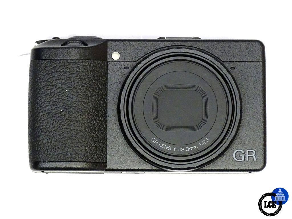 Ricoh GR III