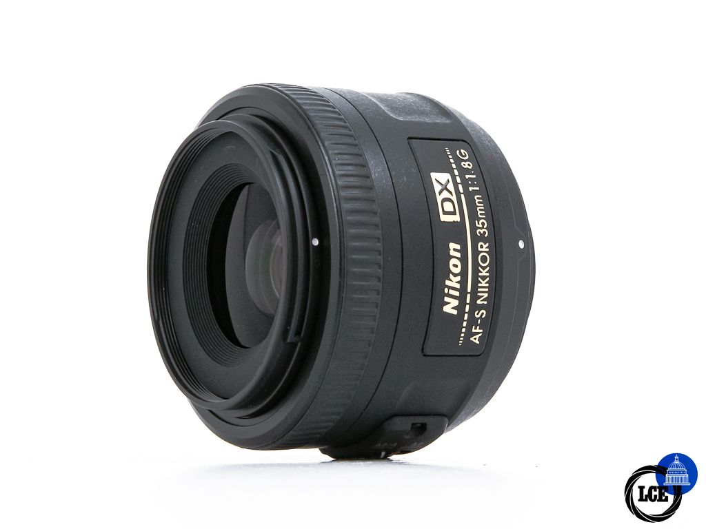 Nikon AF-S 35mm f1.8 G DX