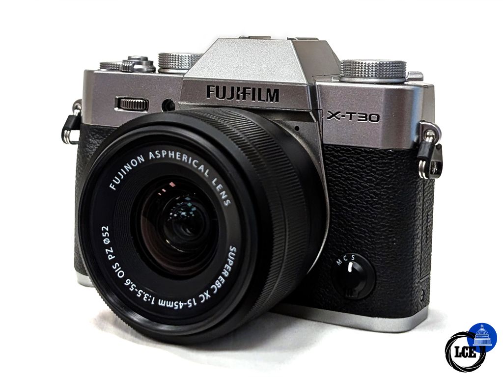 FujiFilm X-T30 II Silver + XC 15-45mm f3.5-5.6 OIS