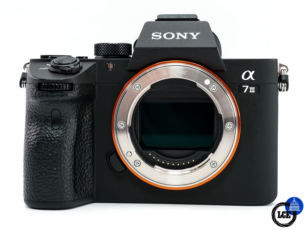 Sony A7 III Body * BOXED & VERY LOW SHUTTER COUNT *