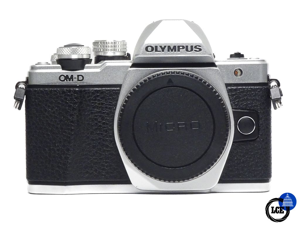 Olympus E-M10 II Silver Olympus E-M10 II Silver