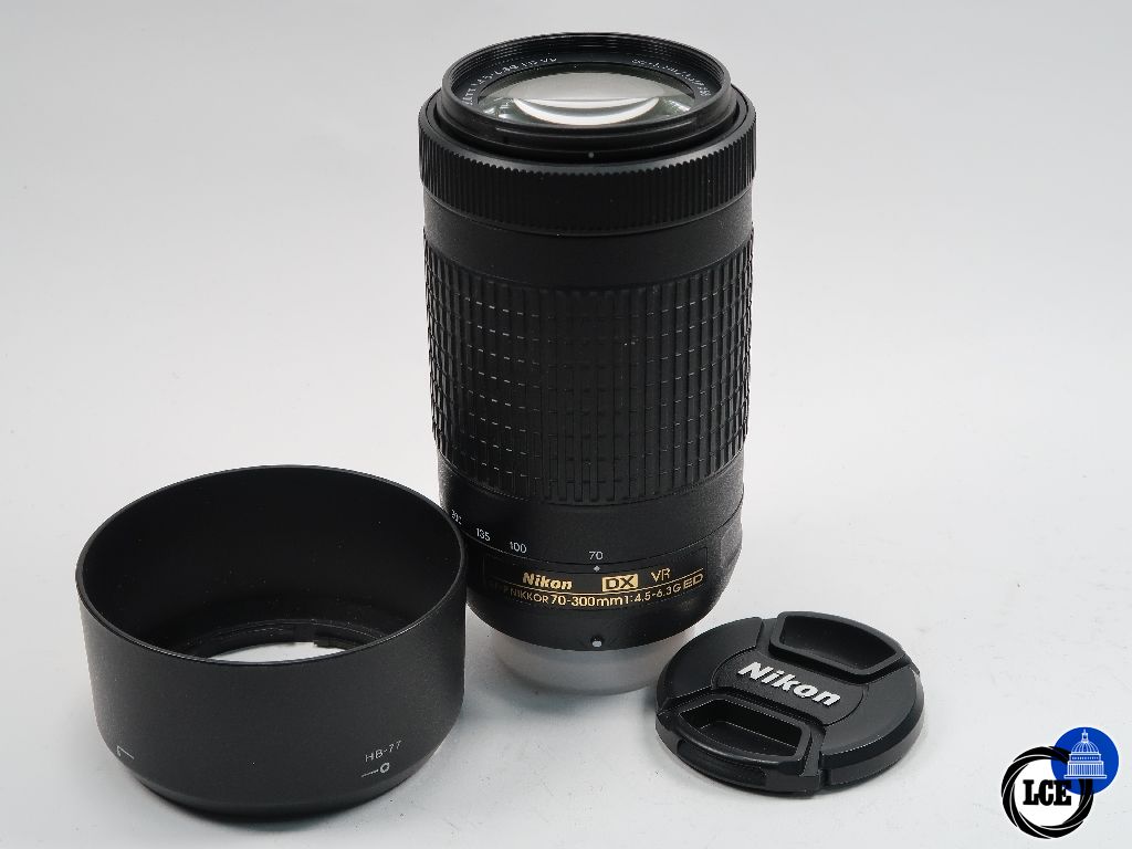 Nikon DX 70-300mm F4.5-6.3 VR Nikon DX 70-300mm F4.5-6.3 VR