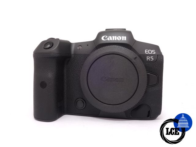 Canon EOS R5 Body ***WOW less than 100 shots***