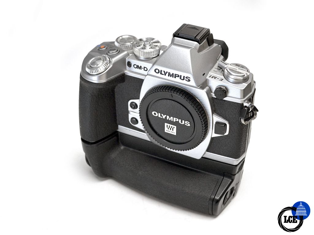Olympus E-M1 Body Only - Silver + HLD-7 Grip