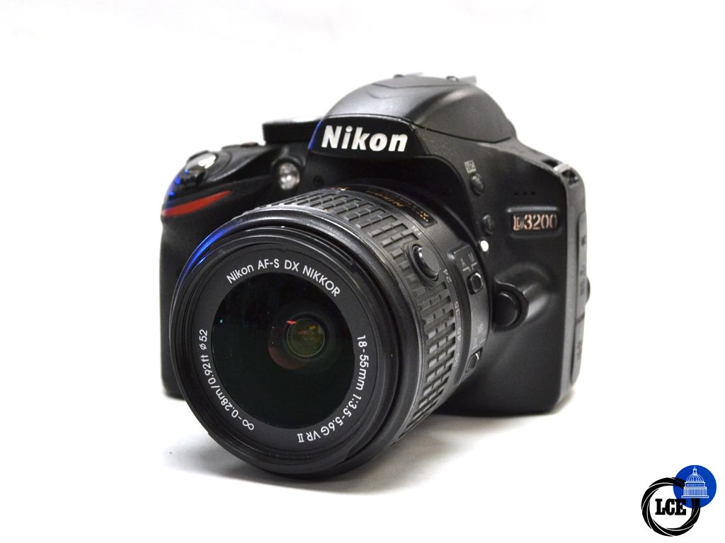 Nikon D3200 + 18-55mm *23k actuations*