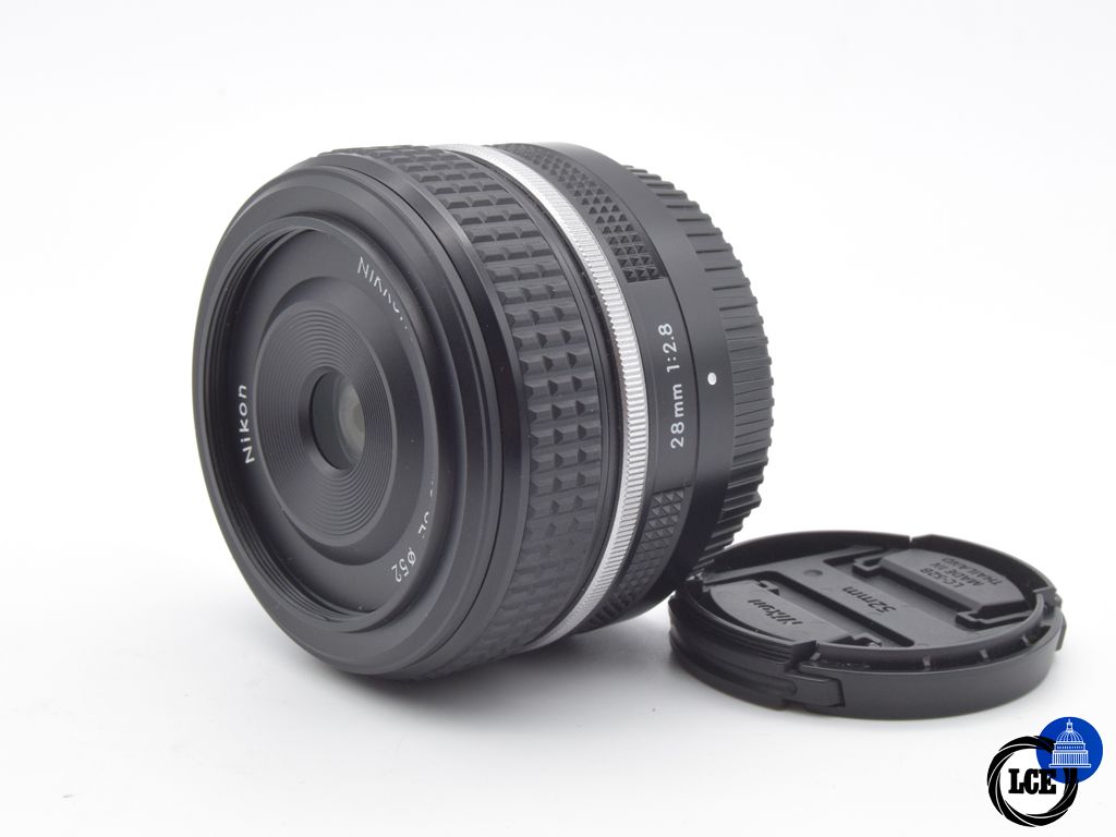 Nikon Z 28mm f/2.8 SE