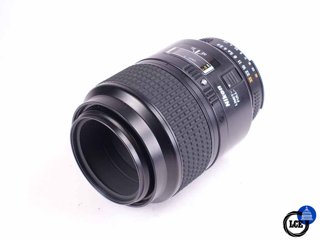 Nikon 105mm f/2.8 AF-D Macro
