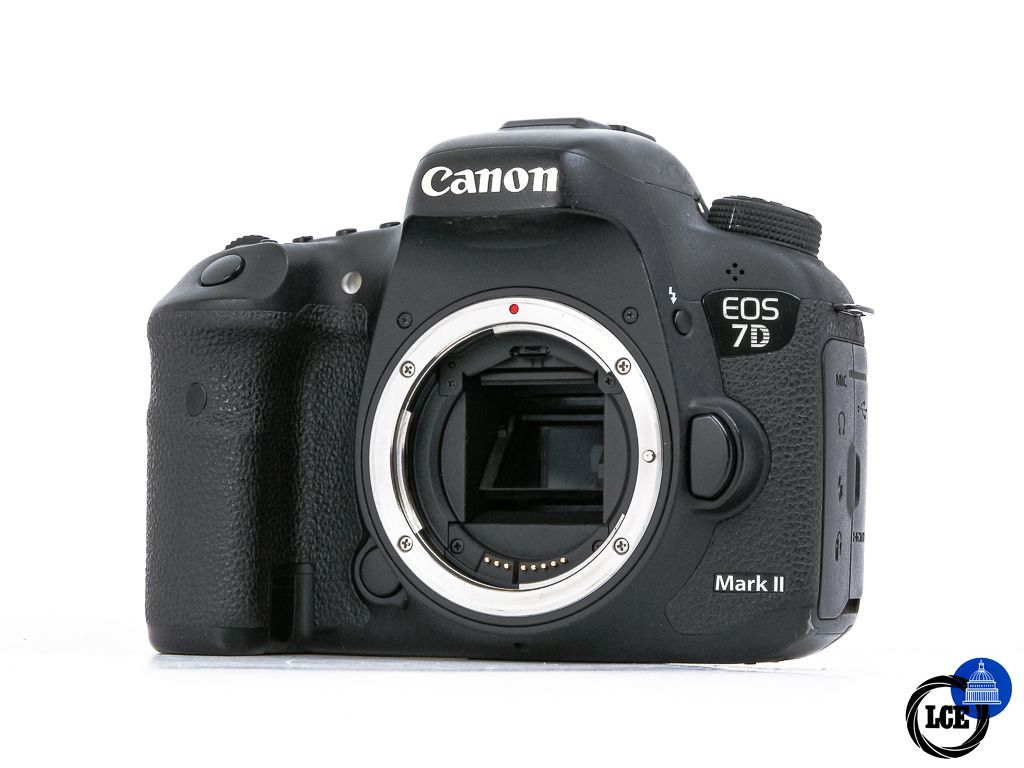 Canon EOS 7D II Body **106k Shutter Count**