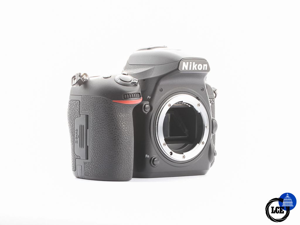 Nikon D750 Body [4*] | 10114738