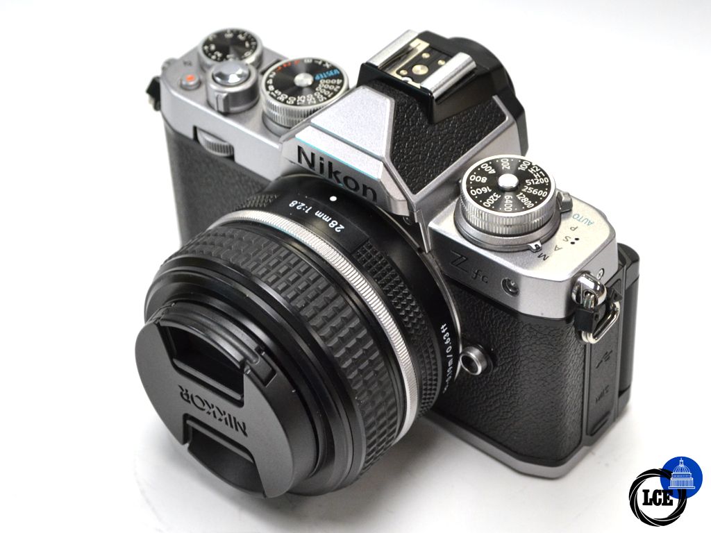 Nikon ZFC + 28mm F2.8 SE