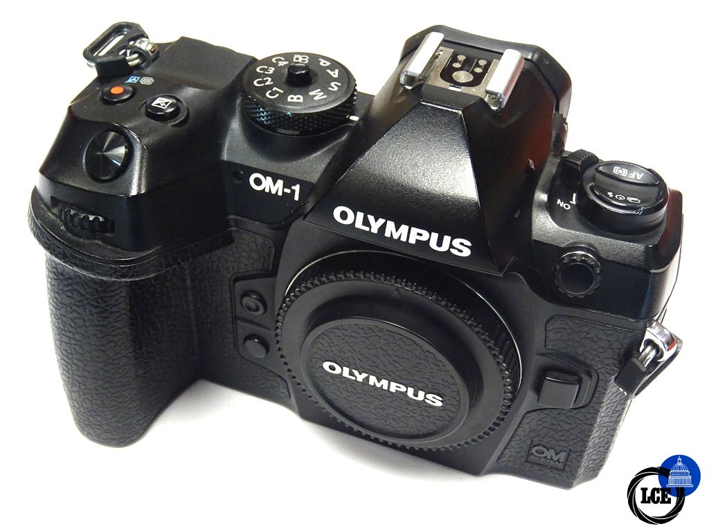 Olympus OM-1