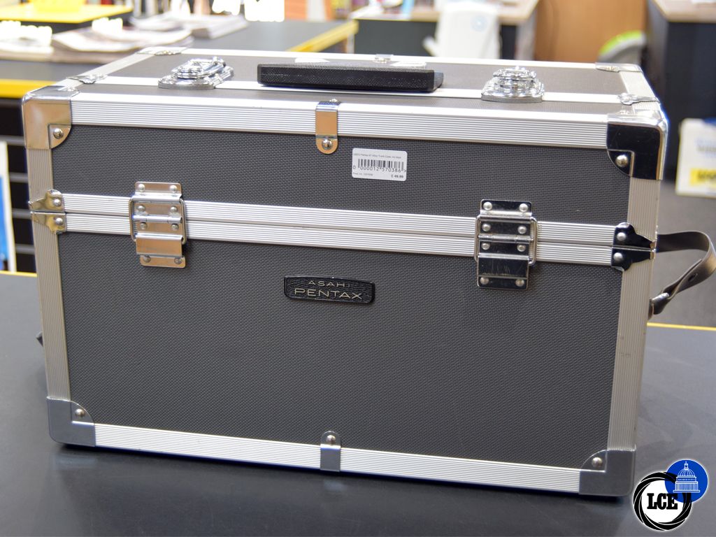 Pentax 67 Alloy Trunk Case inc Keys 
