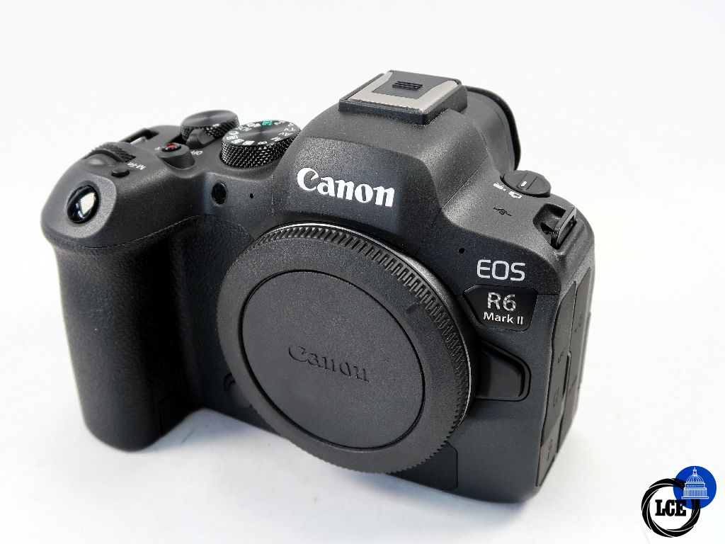 Canon EOS R6 II 