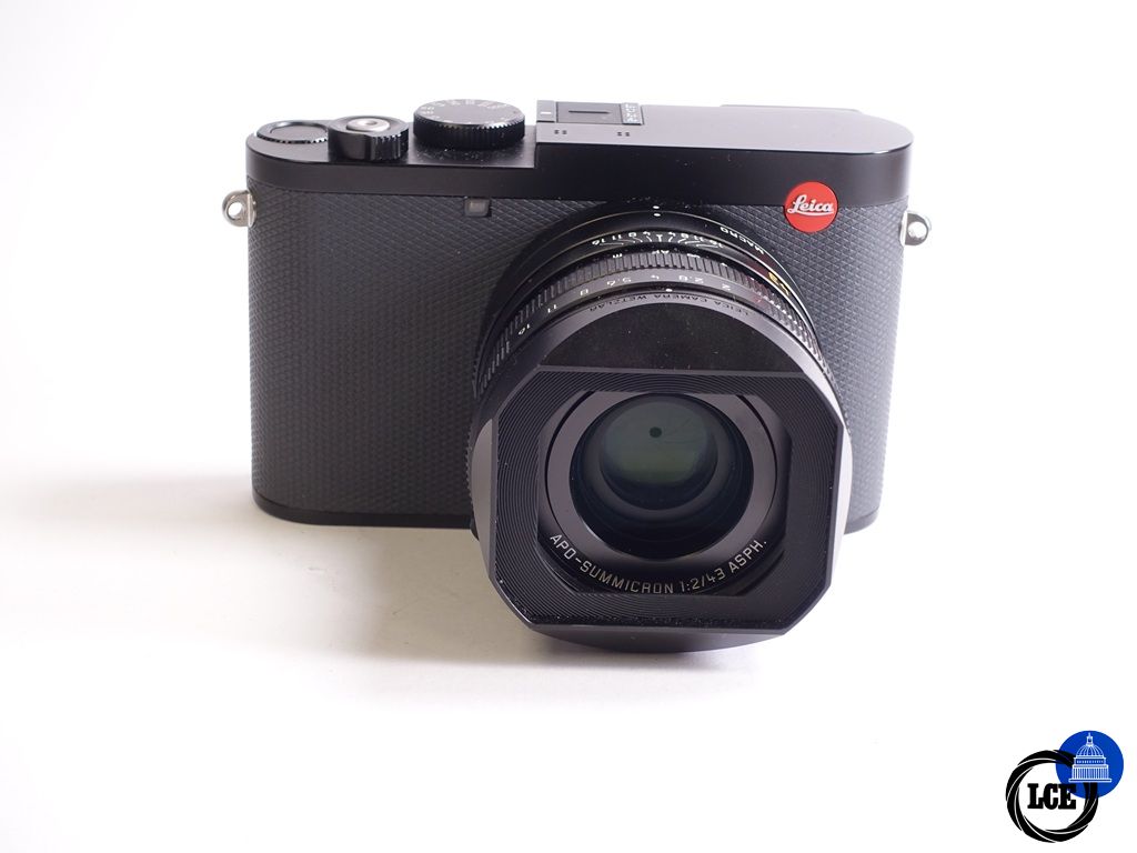 Leica Q3 43