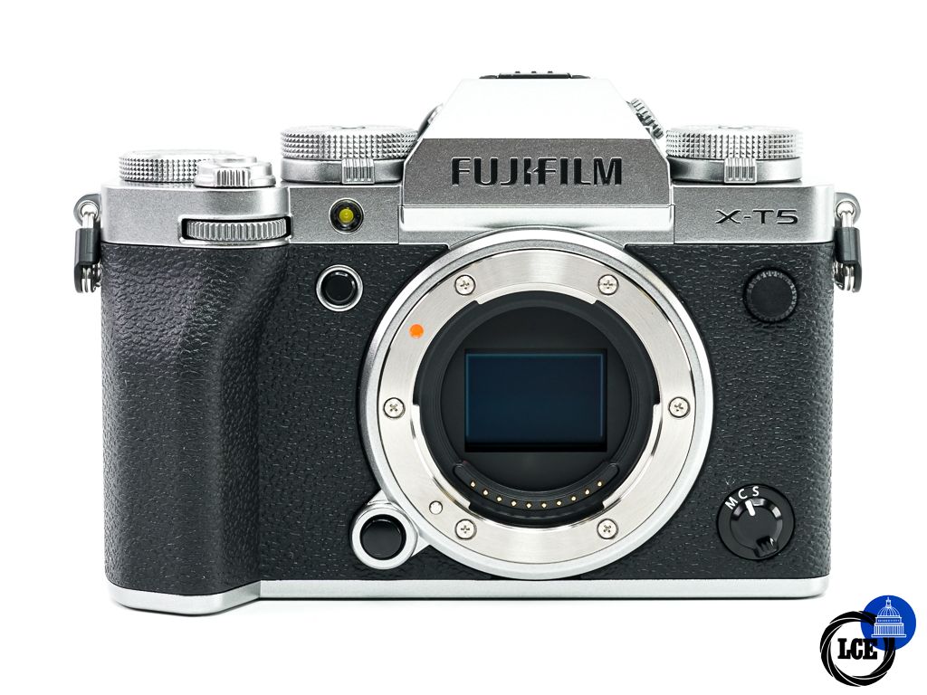 FujiFilm X-T5 Body