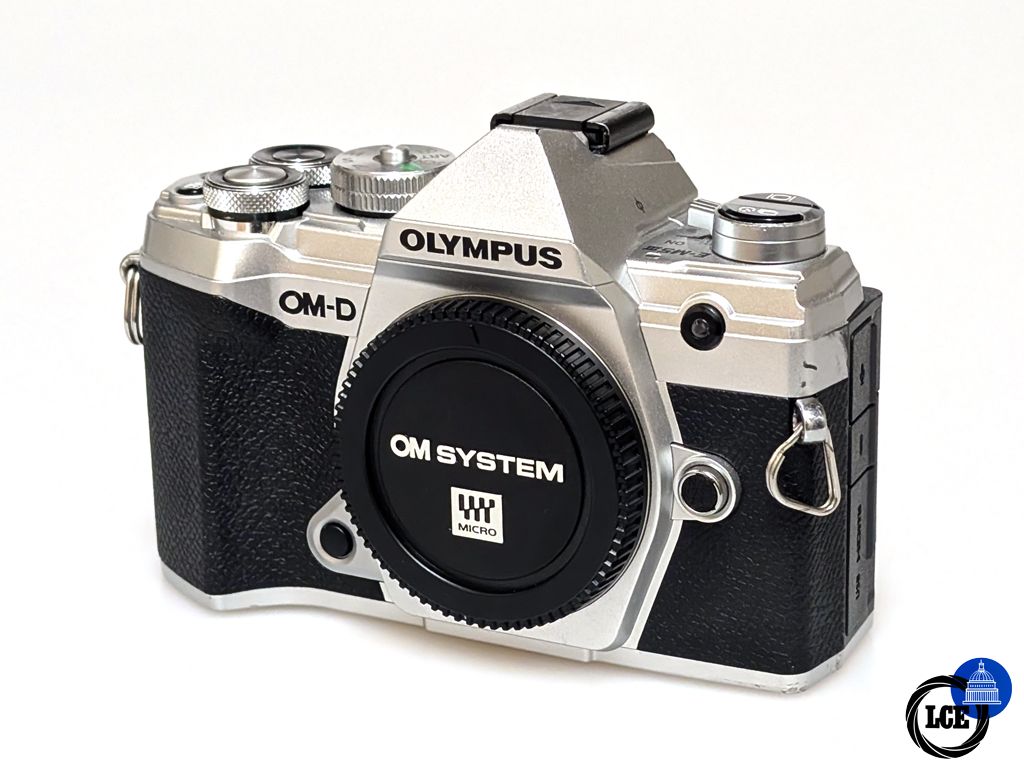 Olympus OM-D M5 III Olympus OM-D M5 III