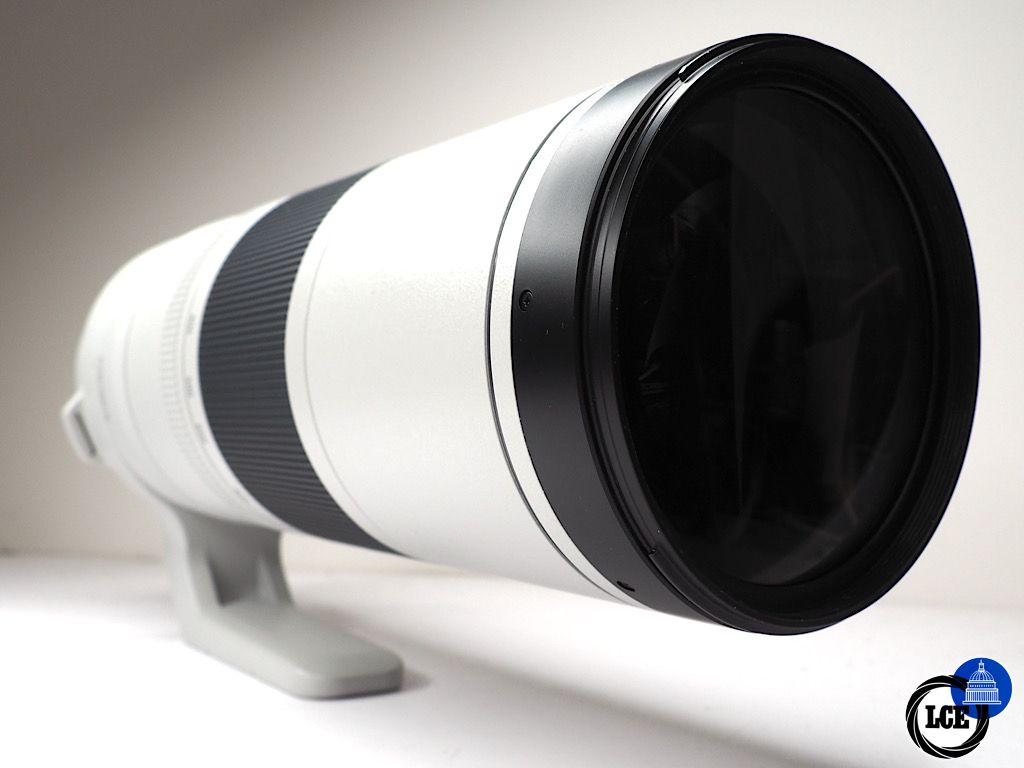 Canon RF 200-800mm F6.3-9 IS USM Canon RF 200-800mm F6.3-9 IS USM