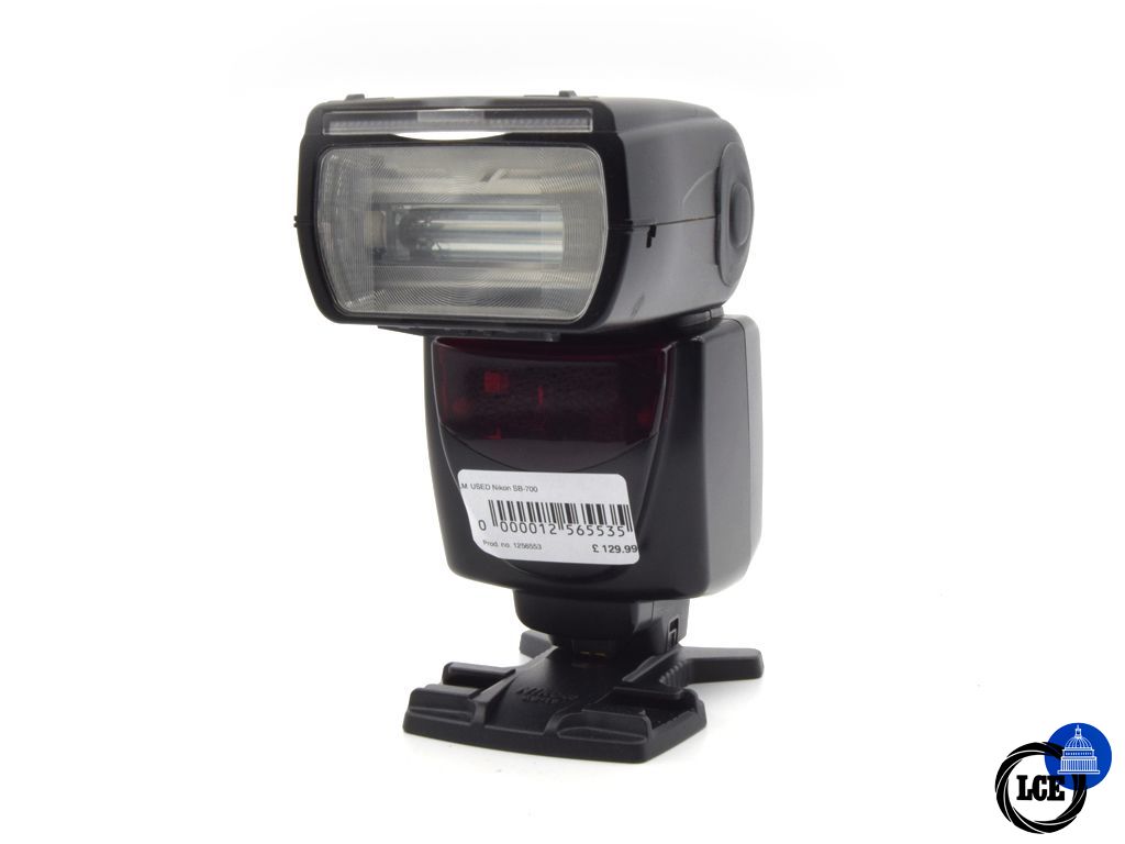 Nikon SB-700 