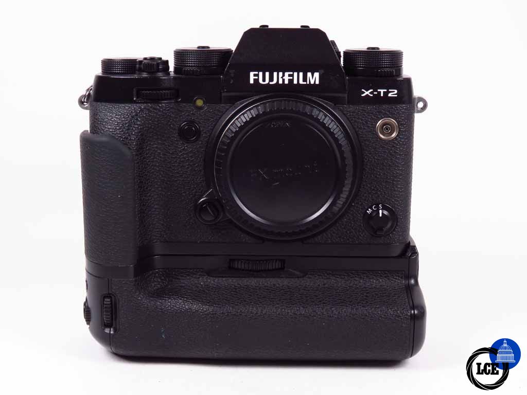 FujiFilm X-T2 with VPB-XT2
