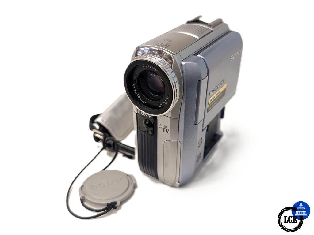Sony DCR-PC105 Mini DV Camcorder 