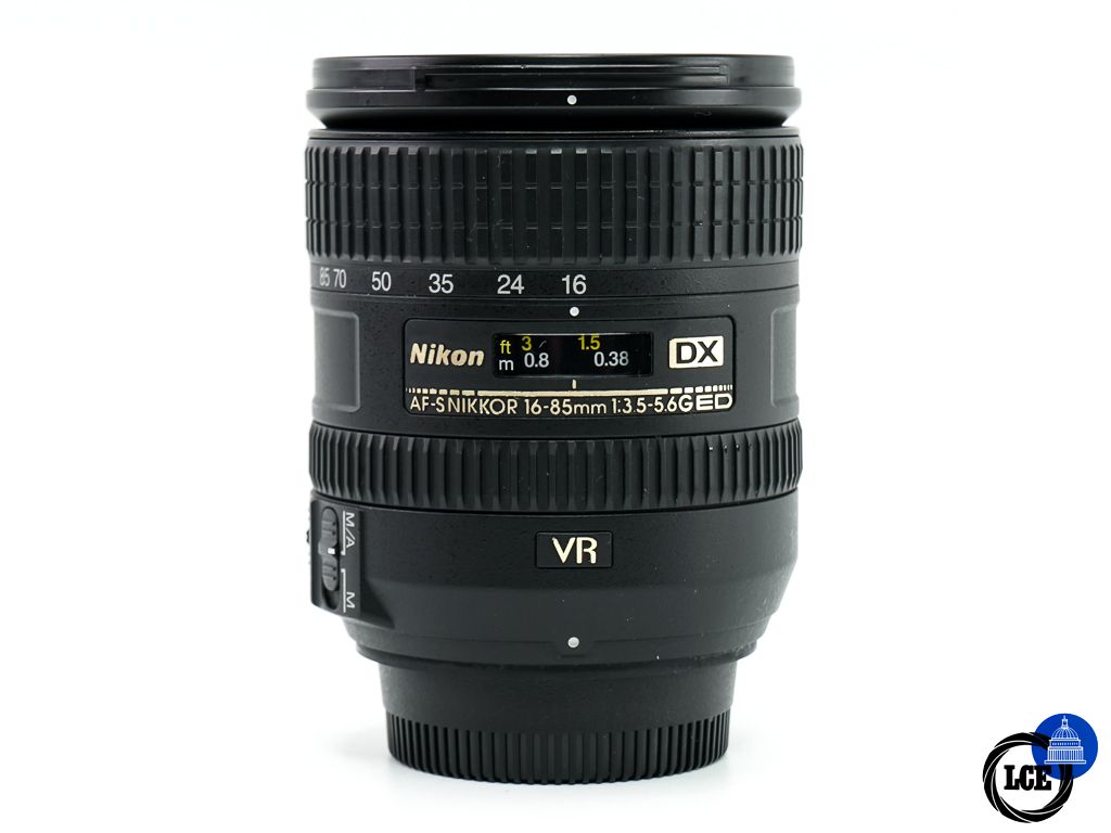 Nikon AF-S 16-85mm f3.5-5.6 G ED VR
