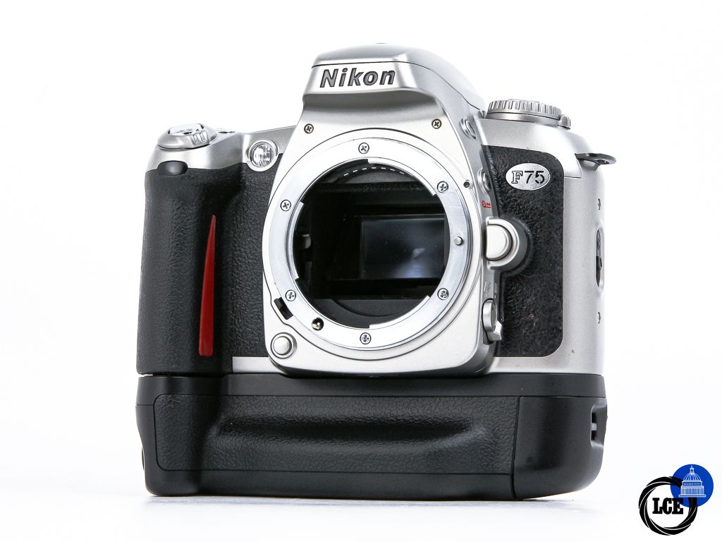 Nikon F75 + MB-18