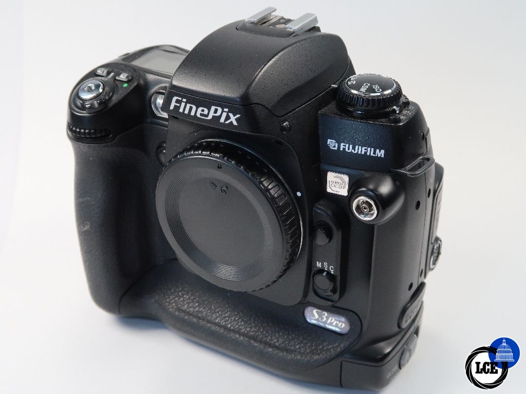 FujiFilm S3 Pro