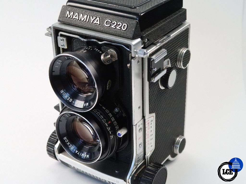 Mamiya C220 with 80mm f2.8 Sekor