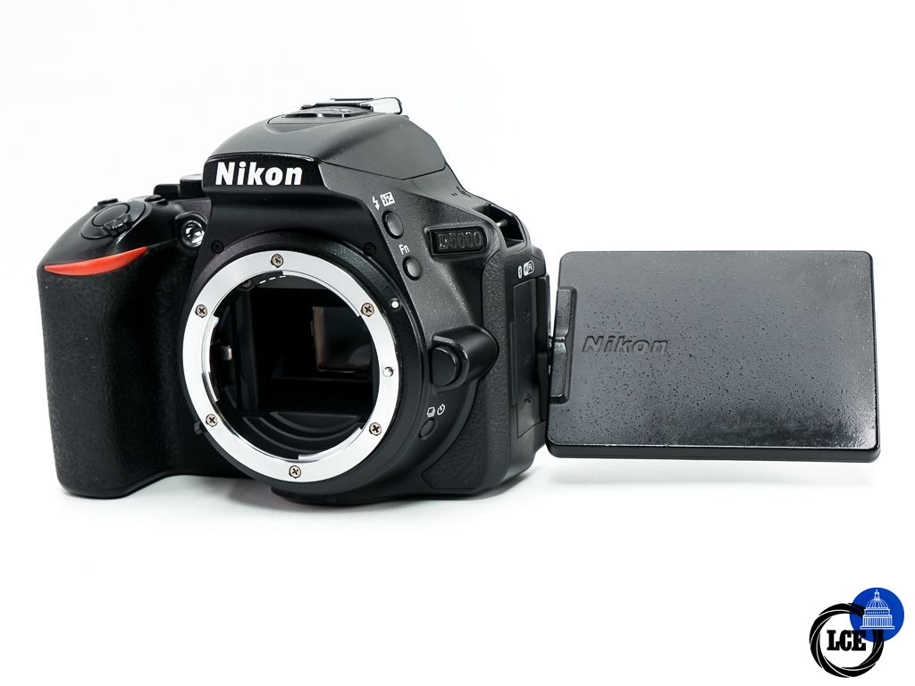 Nikon D5600 BODY