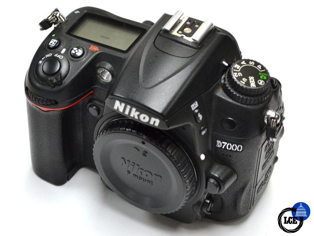 Nikon D7000 body