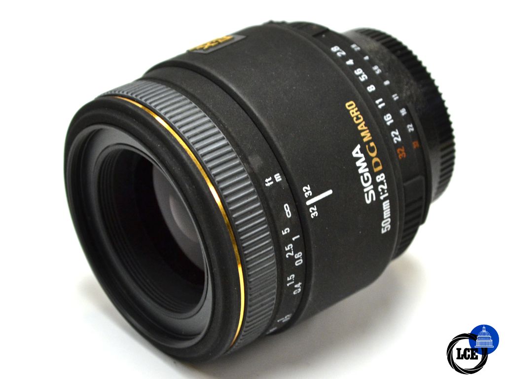 Sigma 50mm F2.8 DG Macro