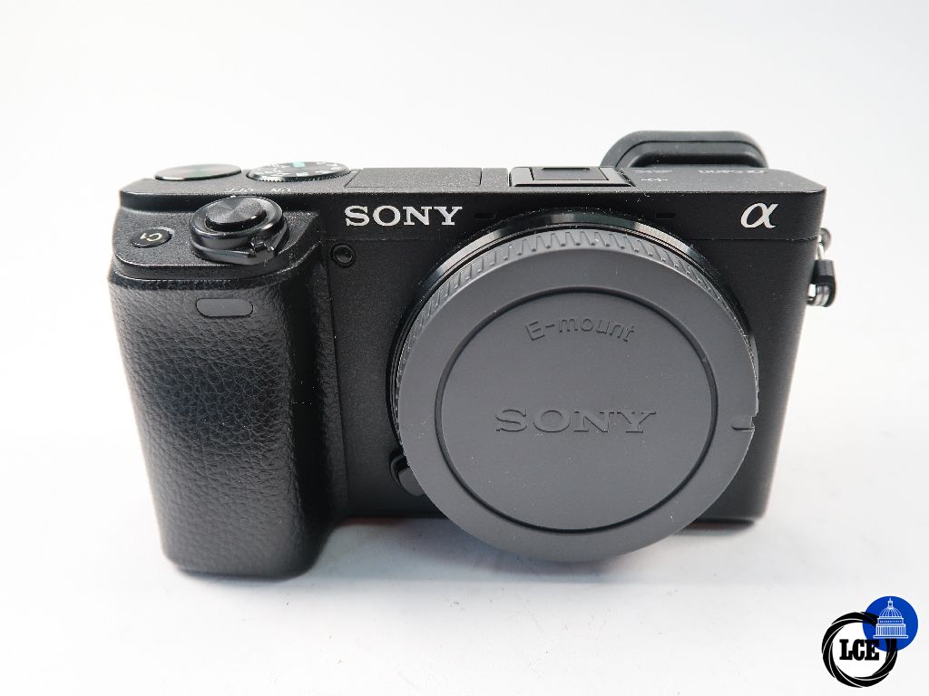 Sony A6400 Body less than 18k shutter count