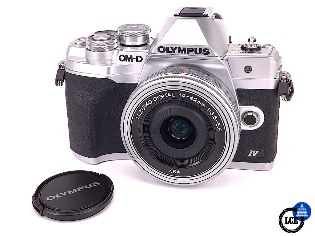 Olympus OM-D E-M10 MKIV + 14-42mm PZ (only 680 shutter count)