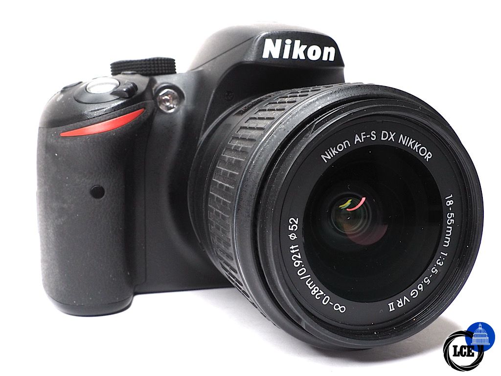 Nikon D3200 + 18-55mm VR Nikon D3200 + 18-55mm VR