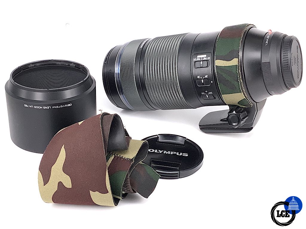 Olympus 100-400mm f5-6.3 + camouflaged cover Olympus 100-400mm f5-6.3 + camouflaged cover