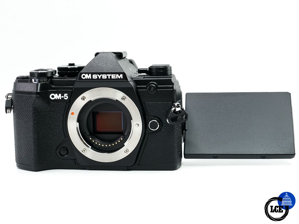 OM SYSTEM OM-5 Body * VERY LOW SHUTTER COUNT *