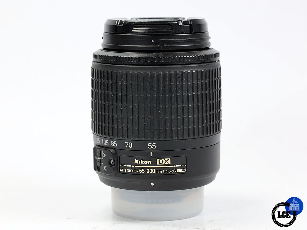Nikon AF-S 55-200mm f/4-5.6 G ED Nikon AF-S 55-200mm f/4-5.6 G ED