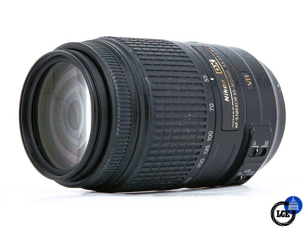 Nikon AF-S 55-300mm f4.5-5.6 G ED VR DX Nikon AF-S 55-300mm f4.5-5.6 G ED VR DX