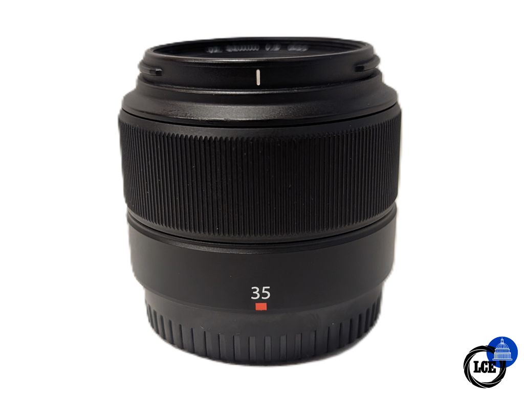 FujiFilm XC 35mm F2 