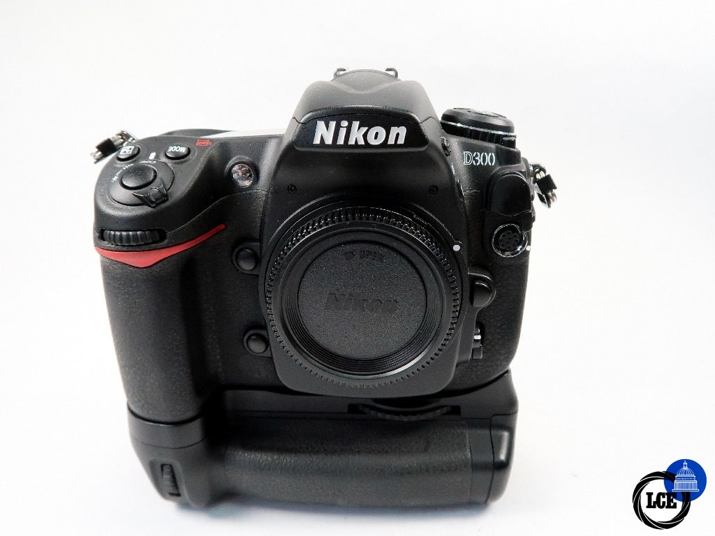 Nikon D300 + MB-10 Grip shutter count 19k