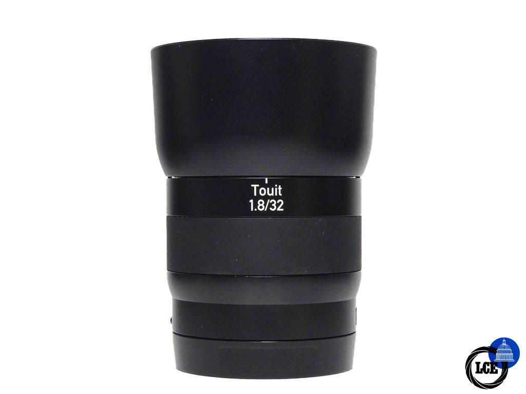 Zeiss Touit 32mm f1.8 E mount