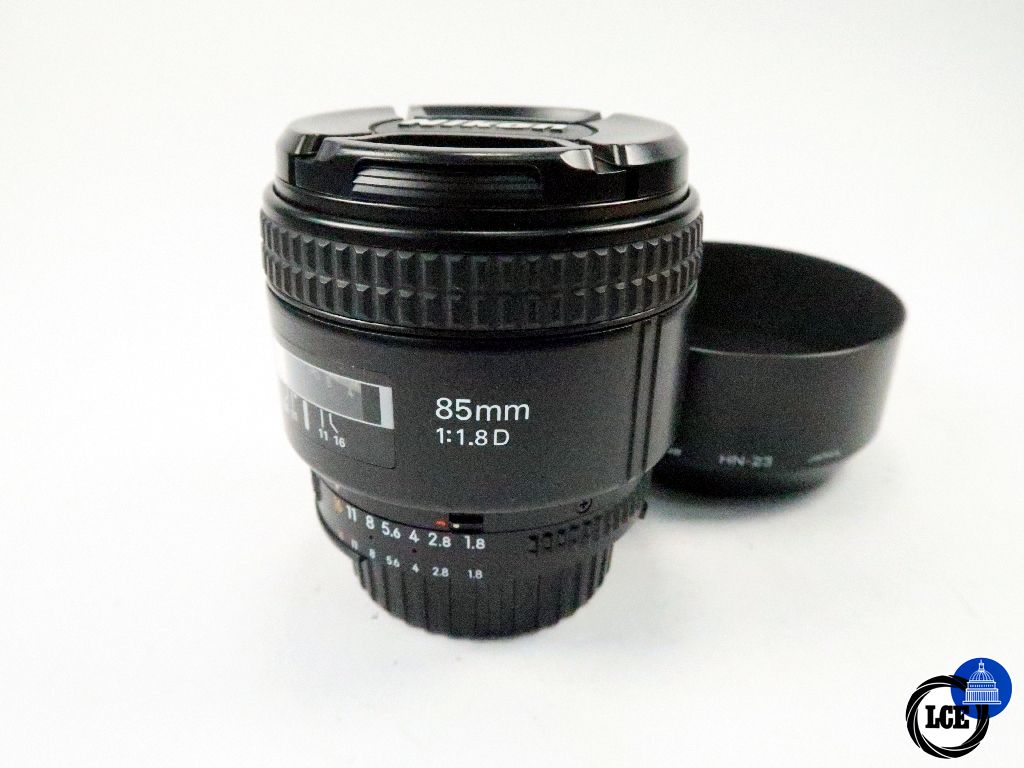 Nikon FX 85mm f1.8D