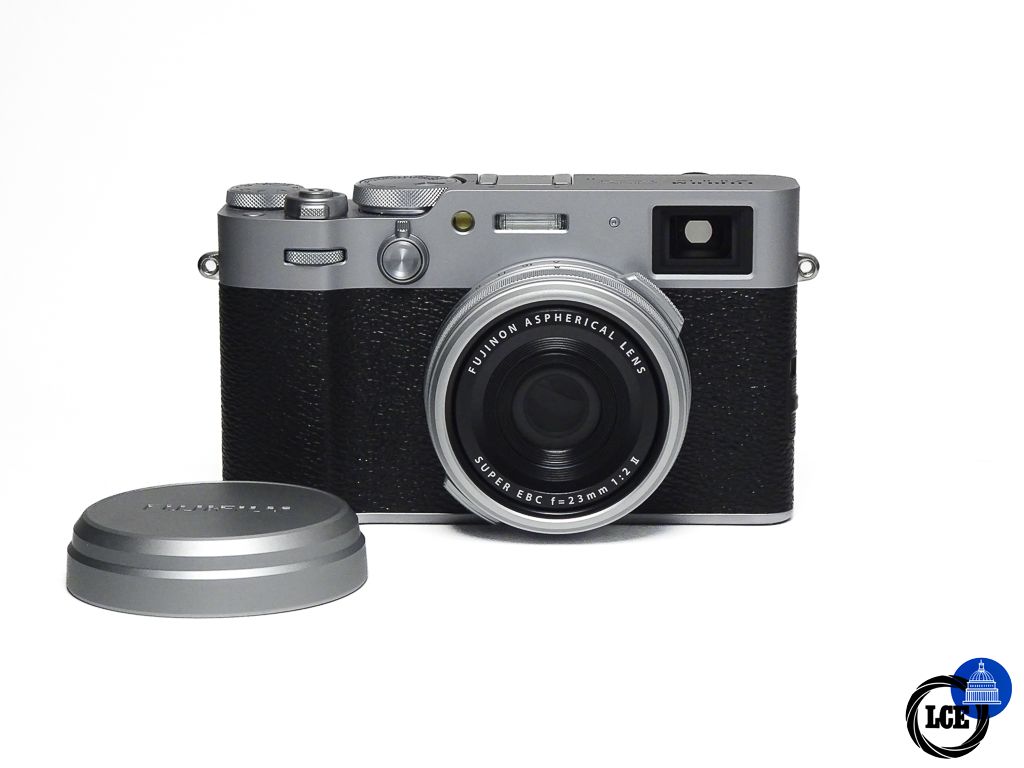 FujiFilm X100VI Silver
