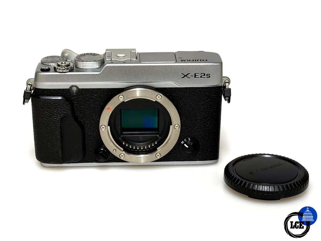 FujiFilm X-E2s Silver Body 