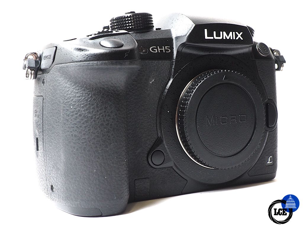 Panasonic GH5