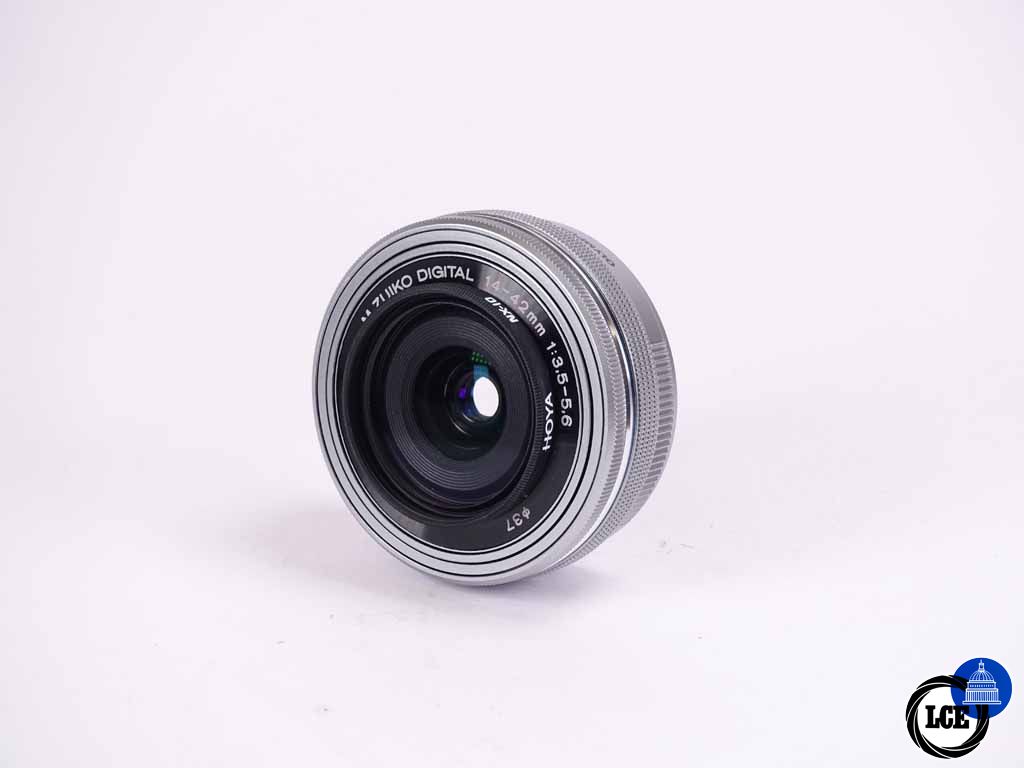 Olympus 14-42mm f/3.5-5.6 Zoom