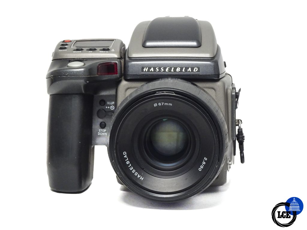 Hasselblad H1 + Phase One H101 P20 + HC 8mm f2.8